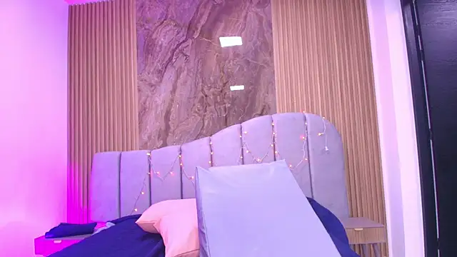 arletmss online show from December 2025 03:11:02 AM