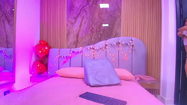 arletmss online show from March 2026 03:11:01 AM