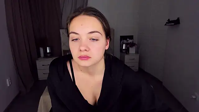 KristinaLoison online show from December 2024 07:52:02 PM