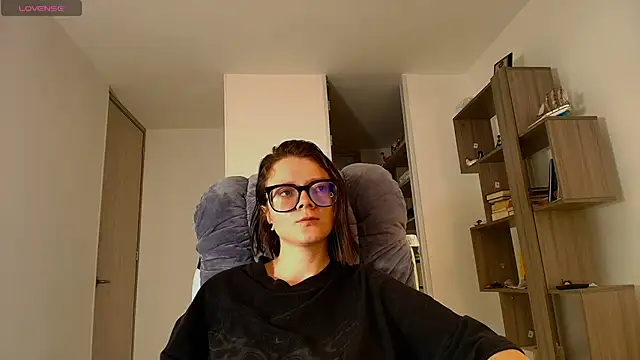 Arya starrk online show from November 2025 02:17:02 PM