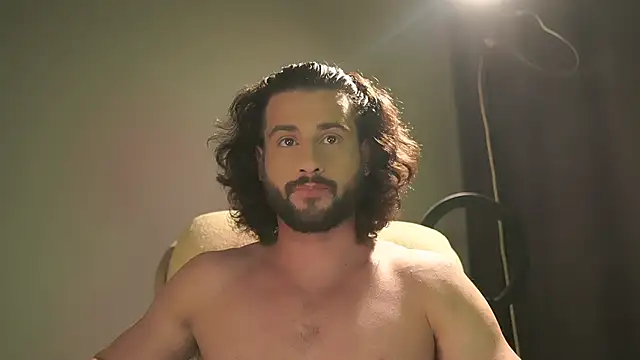 Keen   Luckystrike online show from November 2025 09:37:02 PM