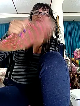 kelly dirty  online show from October 2025 05:21:02 AM