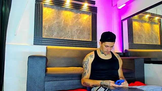 yeckodream online show from November 2025 04:39:02 AM