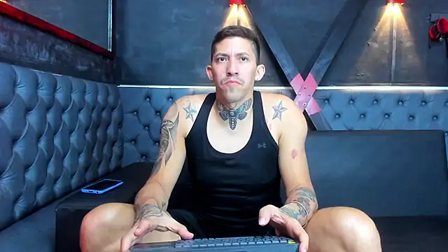 Snapshot of yeckodream chatting on February 2026 05:03:01 AM yeckodream online show from February 2026 05:03:01 AM