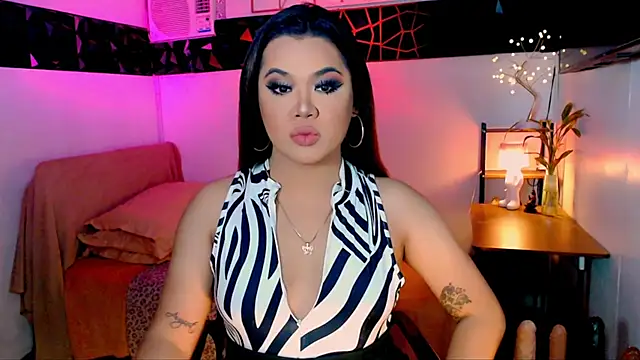 Snapshot of asiankatyhuge chatting on November 2025 11:48:01 PM asiankatyhuge online show from November 2025 11:48:01 PM