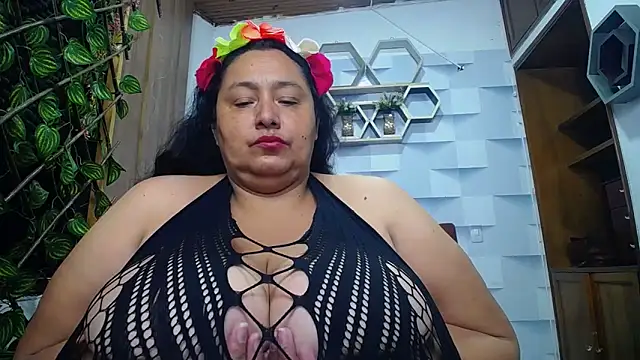 TistMature online show from December 2025 01:09:01 PM