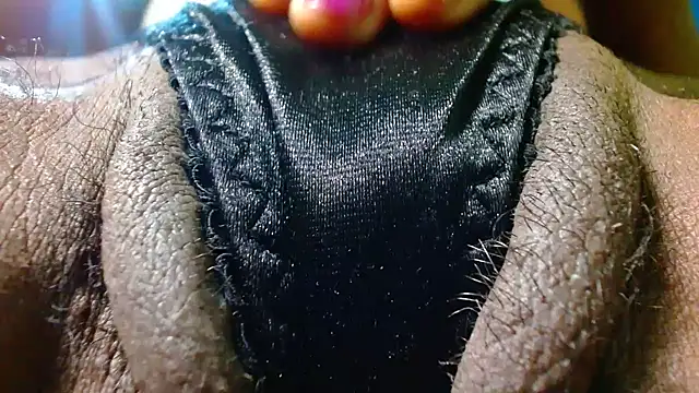 Snapshot of bethanywilson_23 chatting on November 2025 12:26:01 PM bethanywilson 23 online show from November 2025 12:26:01 PM