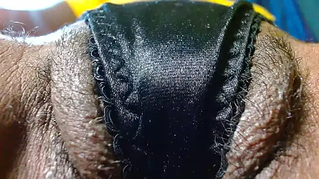 Snapshot of bethanywilson_23 chatting on November 2025 01:55:01 PM bethanywilson 23 online show from November 2025 01:55:01 PM