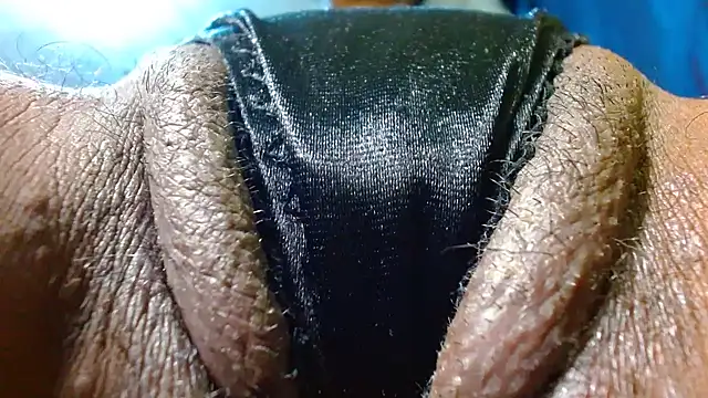 Snapshot of bethanywilson_23 chatting on November 2025 01:57:02 PM bethanywilson 23 online show from November 2025 01:57:02 PM