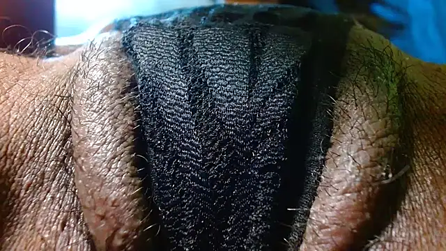 Snapshot of bethanywilson_23 chatting on December 2025 03:10:01 PM bethanywilson 23 online show from December 2025 03:10:01 PM