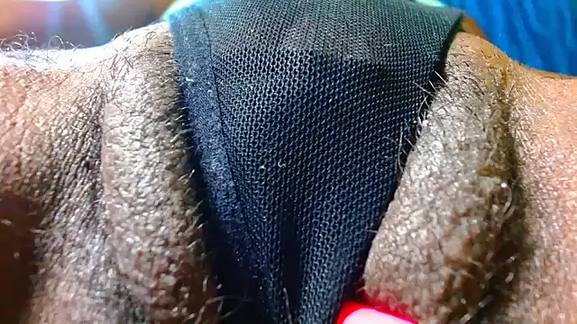 Snapshot of bethanywilson_23 chatting on December 2025 01:07:01 PM bethanywilson 23 online show from December 2025 01:07:01 PM