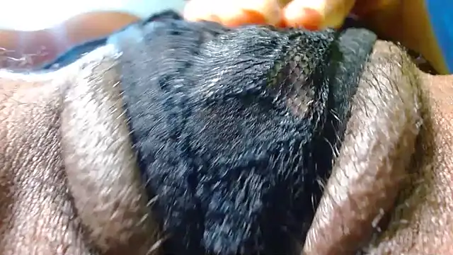 Snapshot of bethanywilson_23 chatting on January 2026 03:50:01 PM bethanywilson 23 online show from January 2026 03:50:01 PM