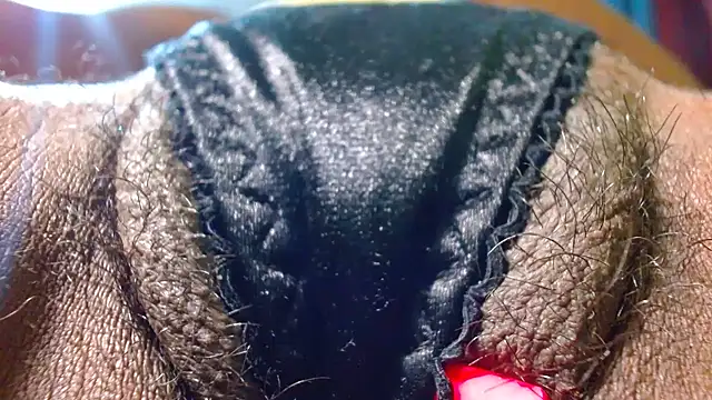 Snapshot of bethanywilson_23 chatting on February 2026 02:42:02 PM bethanywilson 23 online show from February 2026 02:42:02 PM