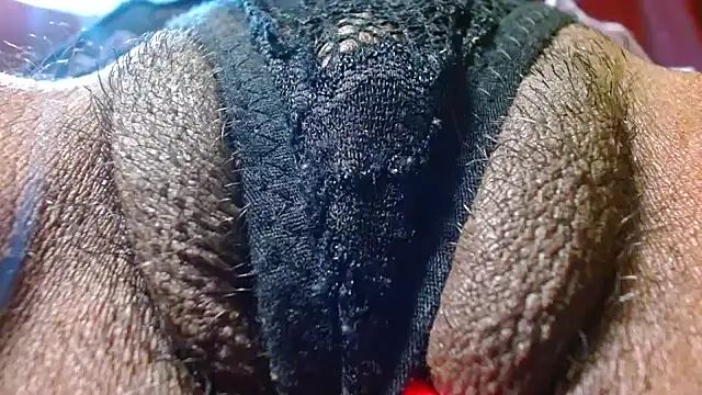 Snapshot of bethanywilson_23 chatting on February 2026 12:12:01 PM bethanywilson 23 online show from February 2026 12:12:01 PM