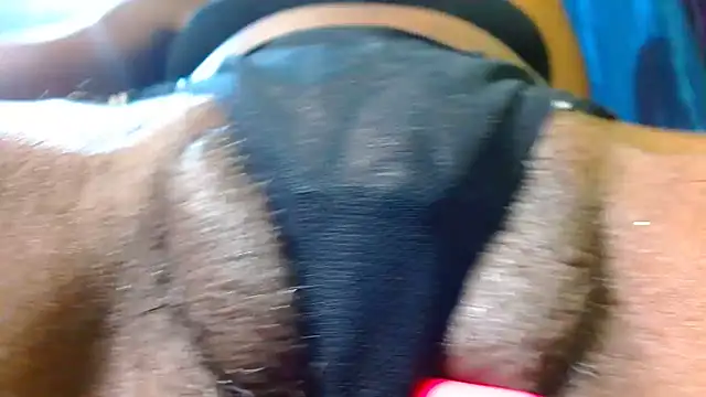 Snapshot of bethanywilson_23 chatting on February 2026 02:05:02 PM bethanywilson 23 online show from February 2026 02:05:02 PM