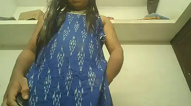 Snapshot of Akhilamolu_the_transsissy chatting on January 2025 06:16:02 PM Akhilamolu the transsissy online show from January 2025 06:16:02 PM