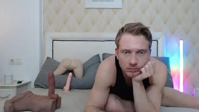 Snapshot of redheadxxl chatting on March 2026 04:35:01 PM redheadxxl online show from March 2026 04:35:01 PM