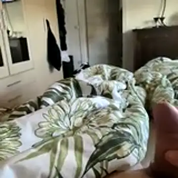 Snapshot of Andy7430 chatting on November 2025 06:58:02 AM Andy7430 online show from November 2025 06:58:02 AM