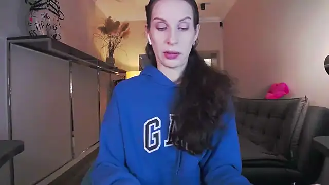 Mila Anders online show from November 2025 05:50:01 AM