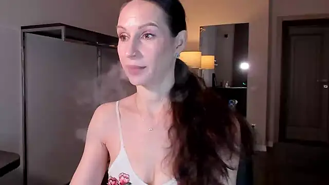 Snapshot of Mila_Anders chatting on January 2026 05:44:01 AM Mila Anders online show from January 2026 05:44:01 AM