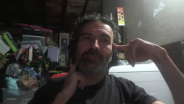 Snapshot of Anarchy_Burger chatting on July 2026 01:26:02 PM Anarchy Burger online show from July 2026 01:26:02 PM