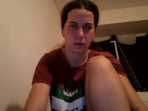 Snapshot of Tamilashaa chatting on March 2025 06:01:01 PM Tamilashaa online show from March 2025 06:01:01 PM