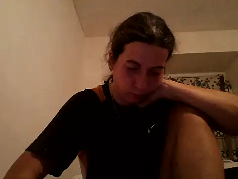 Snapshot of Tamilashaa chatting on October 2025 04:24:02 PM Tamilashaa online show from October 2025 04:24:02 PM