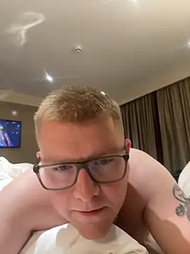 Snapshot of harryletsgo chatting on October 2025 07:47:01 PM harryletsgo online show from October 2025 07:47:01 PM