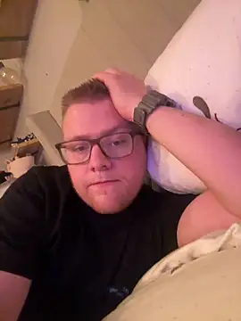 Snapshot of harryletsgo chatting on December 2025 07:54:02 PM harryletsgo online show from December 2025 07:54:02 PM