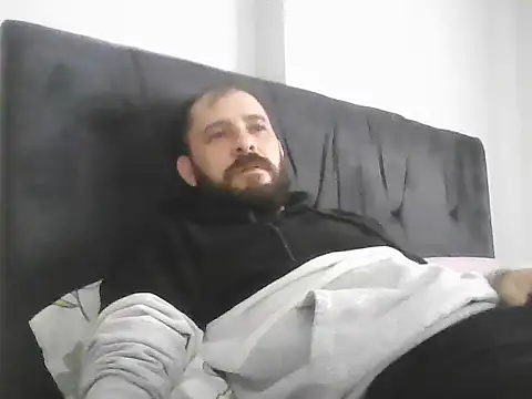 Snapshot of NiiiRvaNaa chatting on November 2025 05:50:02 AM NiiiRvaNaa online show from November 2025 05:50:02 AM