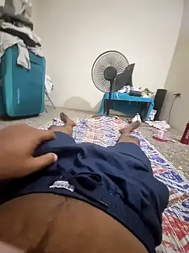 Snapshot of Raj7inchtamilan chatting on December 2024 04:08:02 PM Raj7inchtamilan online show from December 2024 04:08:02 PM