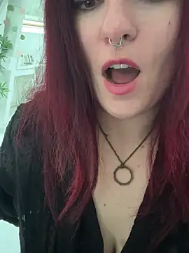 Snapshot of LunaMoongirl chatting on September 2025 05:23:02 PM LunaMoongirl online show from September 2025 05:23:02 PM