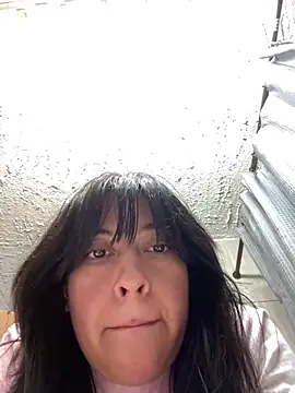 Snapshot of AriannaPena chatting on September 2025 12:05:01 AM AriannaPena online show from September 2025 12:05:01 AM