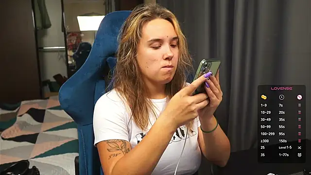 Snapshot of Sandra_SW_ chatting on October 2025 01:58:01 PM Sandra SW online show from October 2025 01:58:01 PM