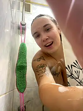 Snapshot of Sandra_SW_ chatting on December 2025 01:48:01 PM Sandra SW online show from December 2025 01:48:01 PM