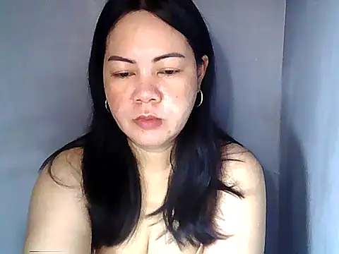 starlete69 online show from April 2026 07:20:01 PM