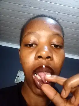 Snapshot of SheisBlacq chatting on November 2025 09:04:02 PM SheisBlacq online show from November 2025 09:04:02 PM