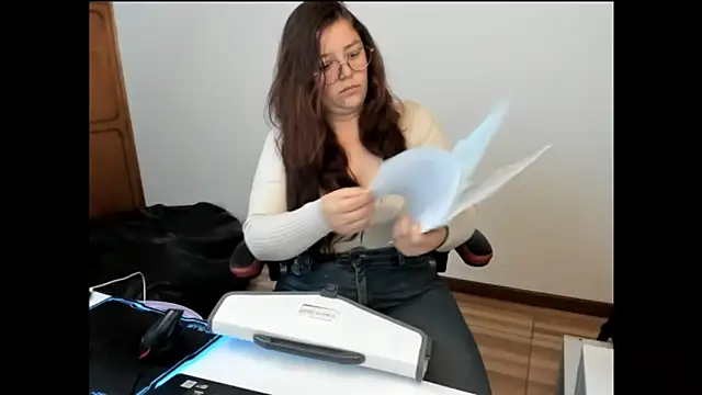 kayortiiz online show from March 2026 12:06:01 AM