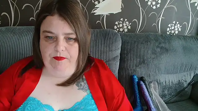 Snapshot of HouseWifeWhore_Milf chatting on October 2025 02:58:02 PM HouseWifeWhore Milf online show from October 2025 02:58:02 PM