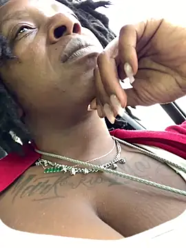 markquanna online show from February 2026 07:58:02 PM