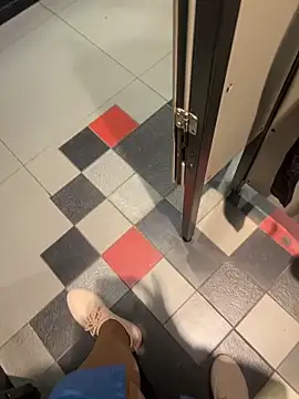 CrazzyChicks online show from September 2025 07:45:01 AM