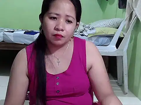 Snapshot of sweetlady_pinay chatting on January 2025 10:42:01 AM sweetlady pinay online show from January 2025 10:42:01 AM