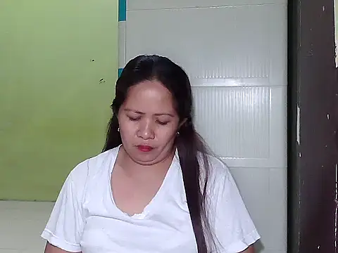 Snapshot of sweetlady_pinay chatting on October 2025 12:46:01 PM sweetlady pinay online show from October 2025 12:46:01 PM