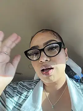 Snapshot of CarmelaAnthony chatting on March 2026 04:02:02 PM CarmelaAnthony online show from March 2026 04:02:02 PM