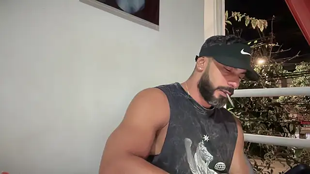 romeolovedark online show from November 2025 03:19:01 AM