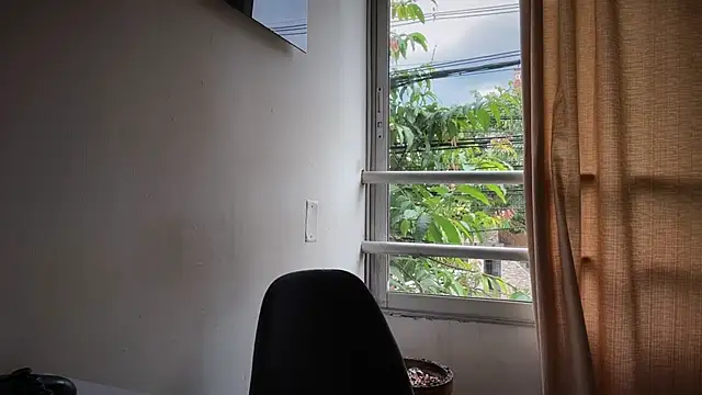 romeolovedark online show from April 2026 09:34:03 PM