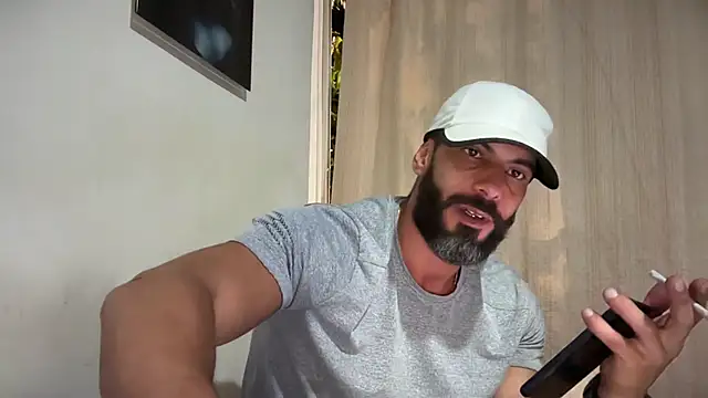 Snapshot of romeolovedark chatting on June 2026 04:03:01 AM romeolovedark online show from June 2026 04:03:01 AM