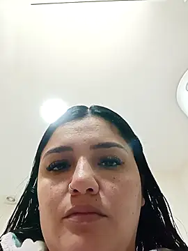 Snapshot of laura_dirtyhot chatting on November 2025 11:41:01 AM laura dirtyhot online show from November 2025 11:41:01 AM