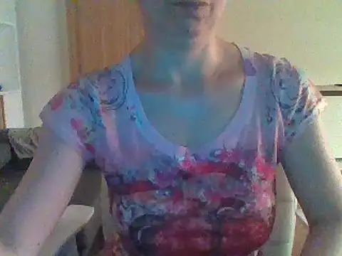 Snapshot of Moi_Lina chatting on July 2026 11:45:01 PM Moi Lina online show from July 2026 11:45:01 PM