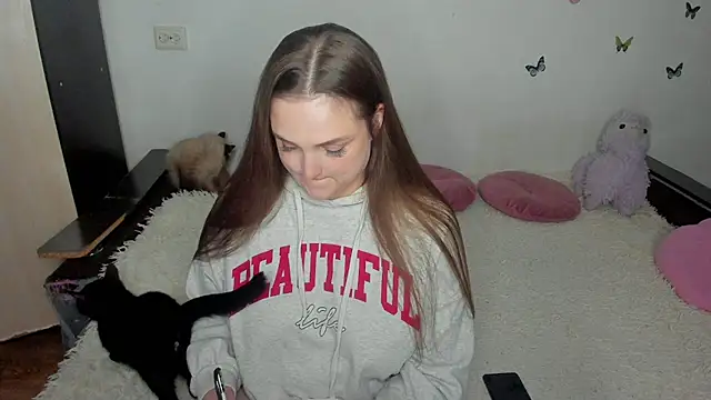 Snapshot of NataliEvans chatting on June 2026 08:13:01 PM NataliEvans online show from June 2026 08:13:01 PM